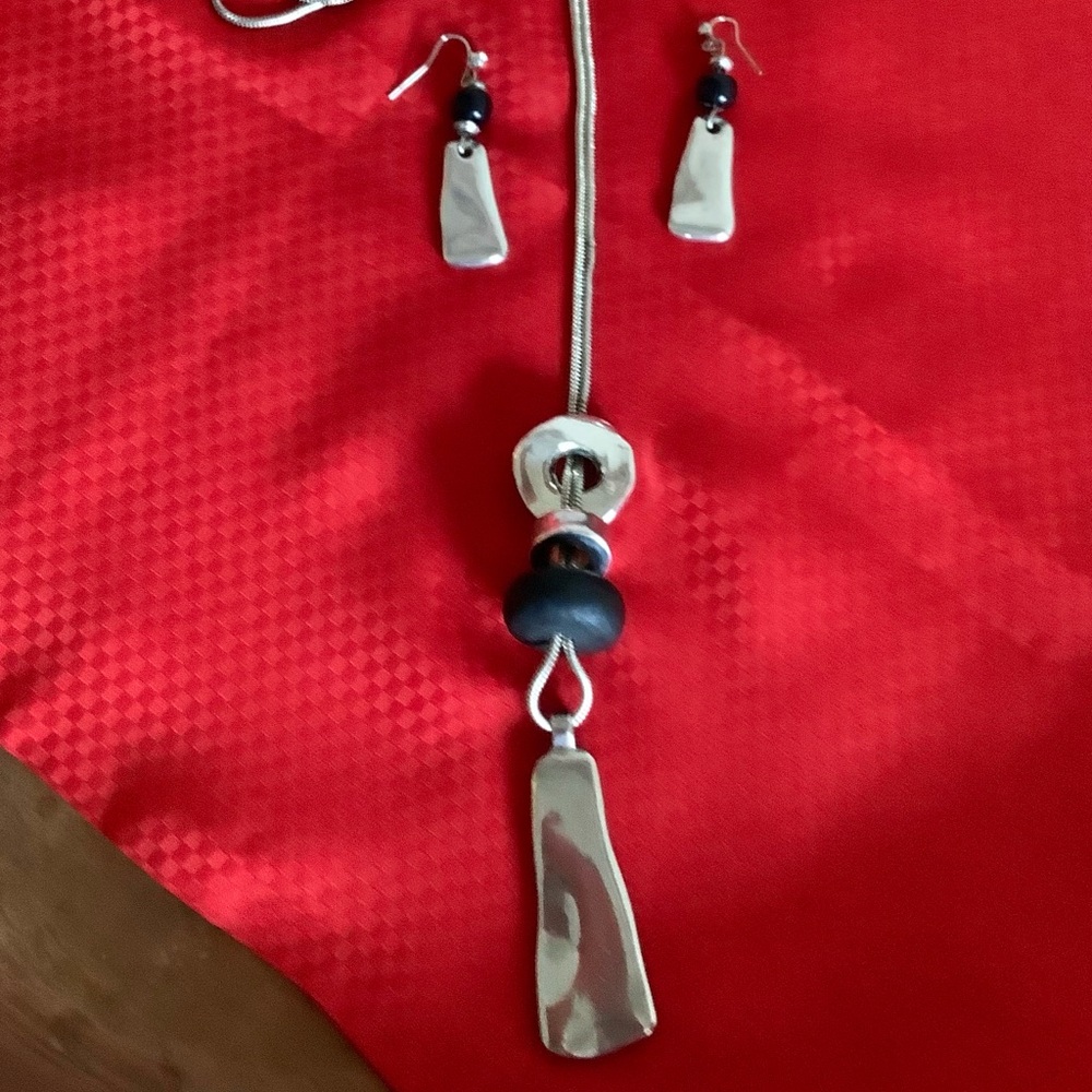 Chico’s Boho Silver Lariat Necklace and Earings with Serpentine Chain